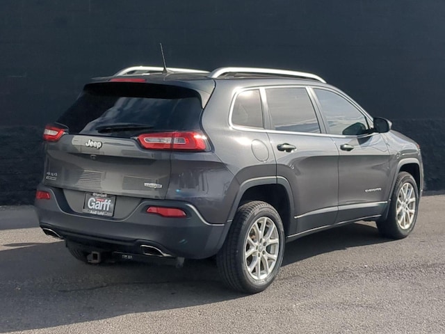 2016 Jeep Cherokee