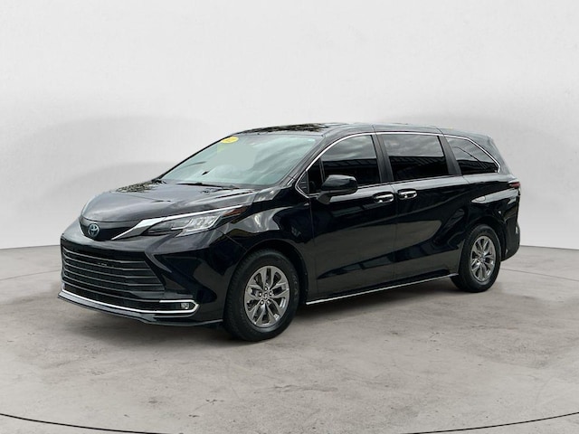 Photo of 2022 Toyota Sienna