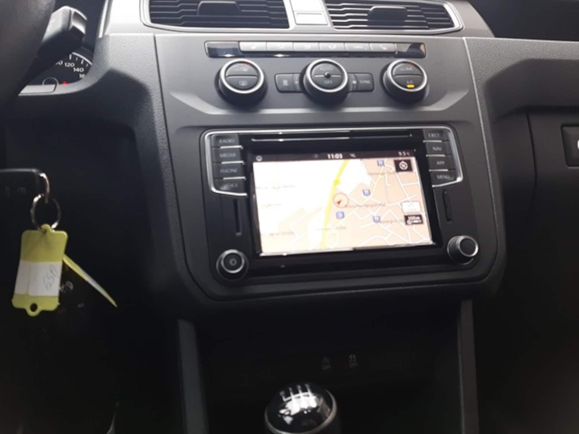 Volkswagen Caddy Maxi Kasten Basis-Modell