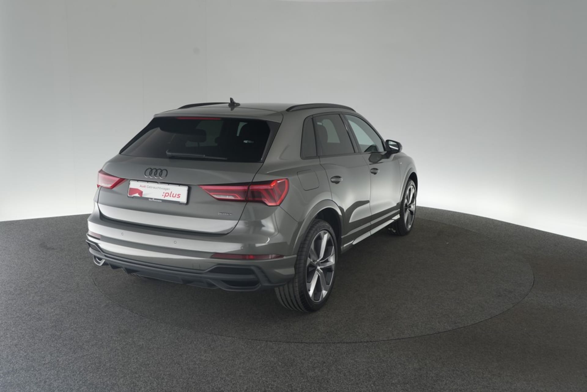 Audi Q3 SUV S line