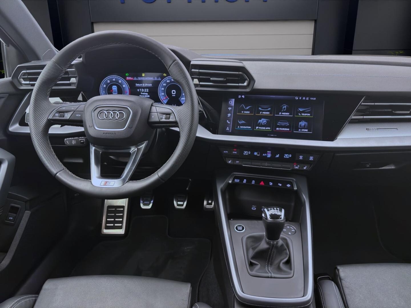 Bild über Audi A3 Limousine TFSI Schaltgetriebe - für weitere Informationen kontaktieren Sie den Audi Partner