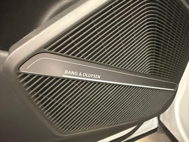 2023 AUDI Q5 - Image 12