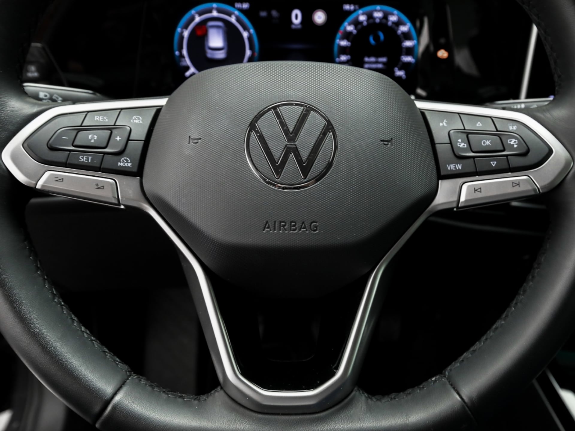 Volkswagen Golf Style