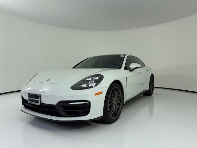 2022 Porsche Panamera