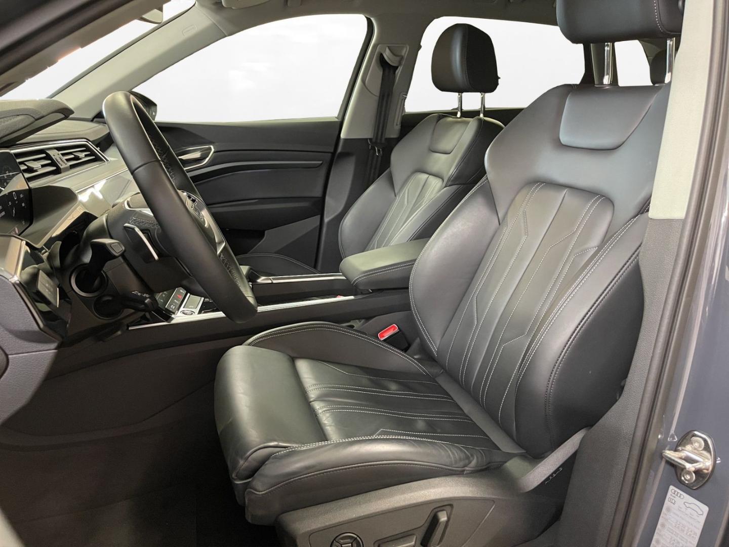Image about Audi Q8 e-tron advanced 50 e-tron quattro