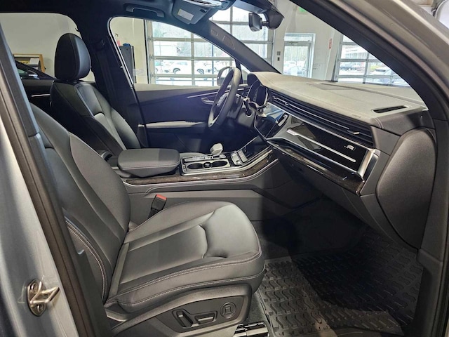 2026 Audi Q7 Premium Plus - Photo 10