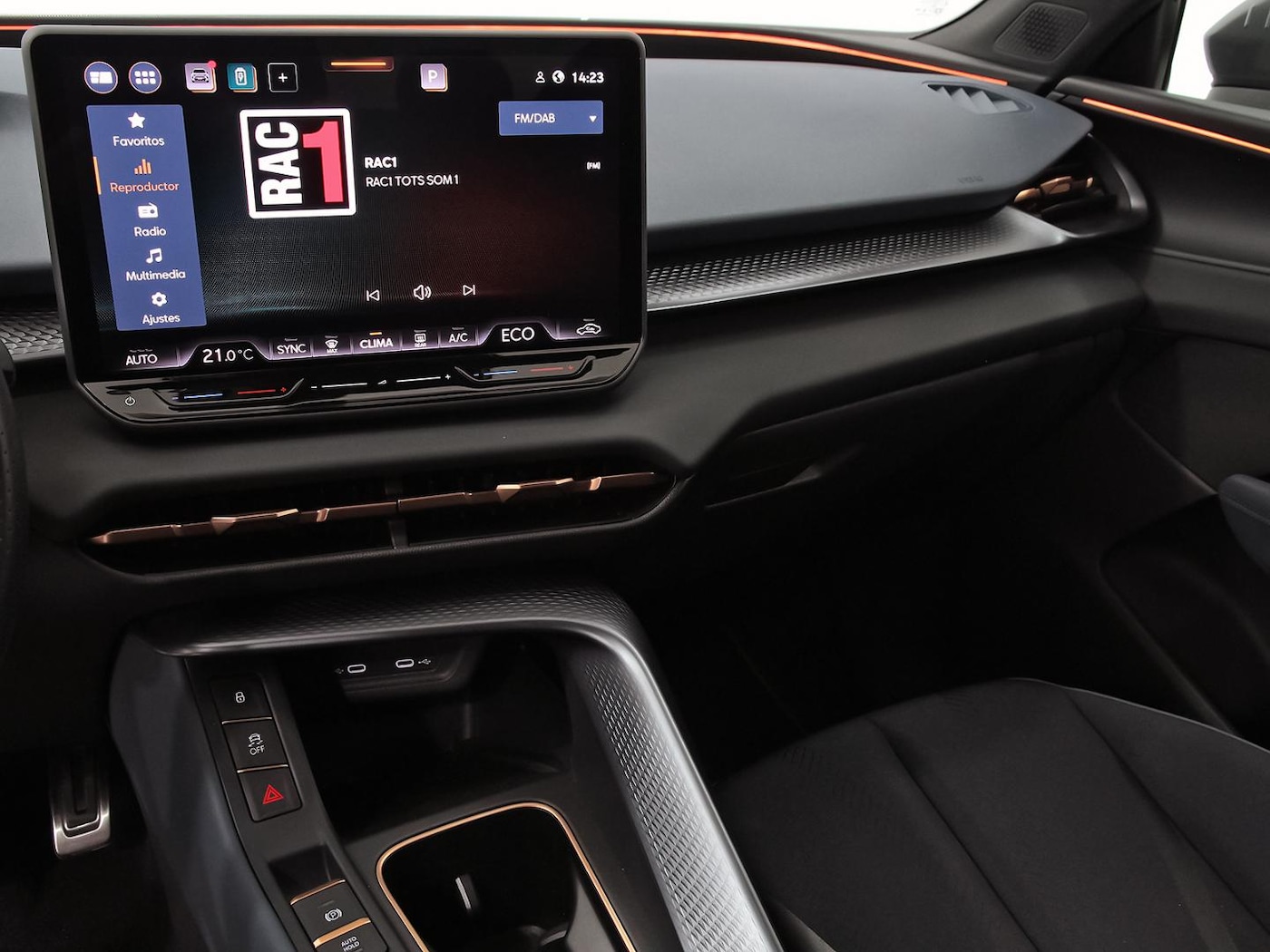 CUPRA Terramar 1.5 TSI e-Hybrid DSG 150 kW (204 CV) — photo 10