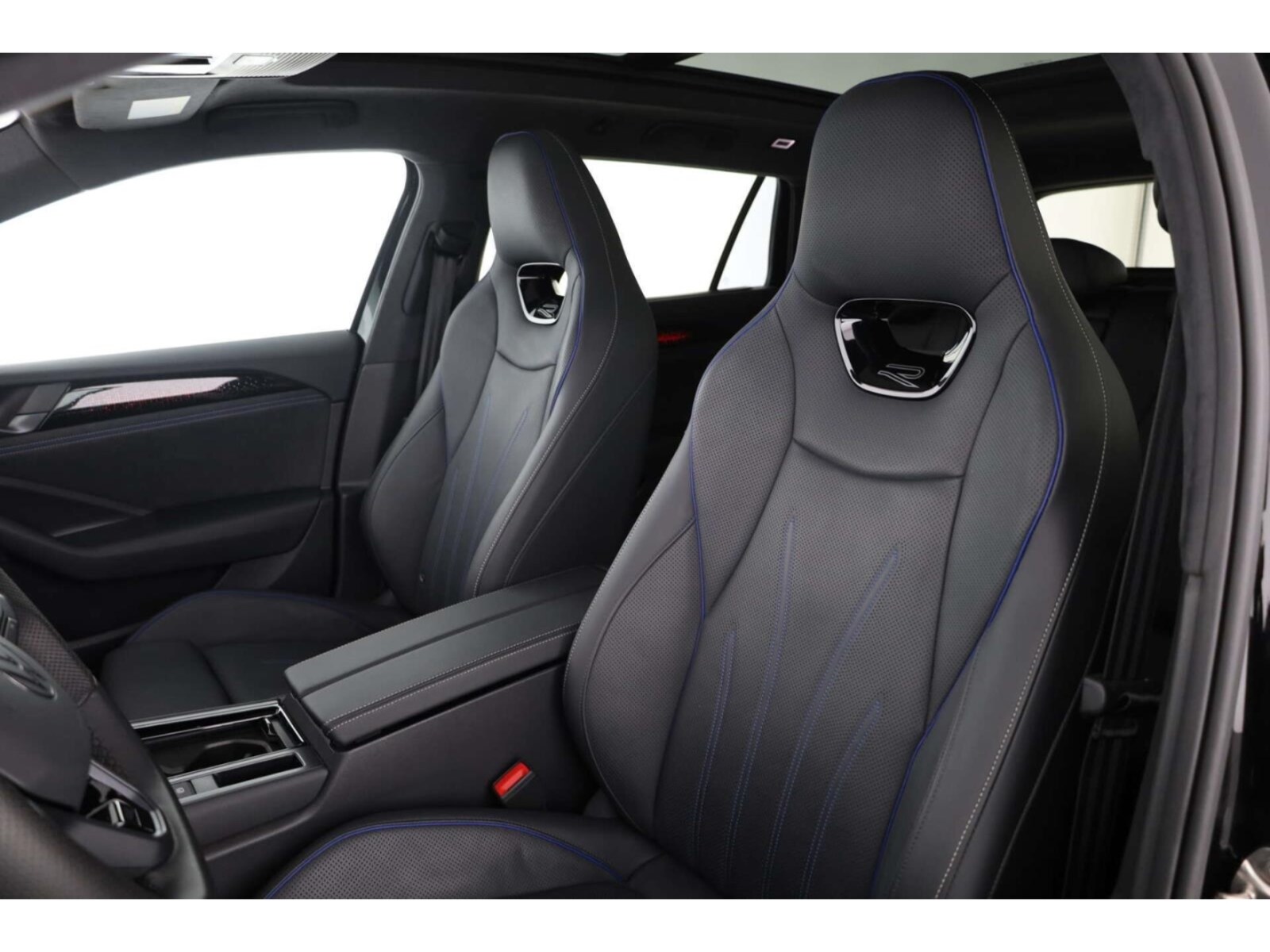 Volkswagen Passat – Bild 10