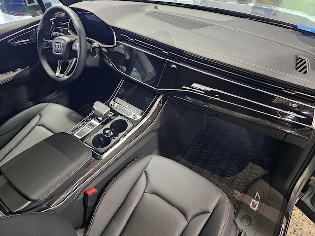 2026 Audi Q7 Premium Plus - Photo 11