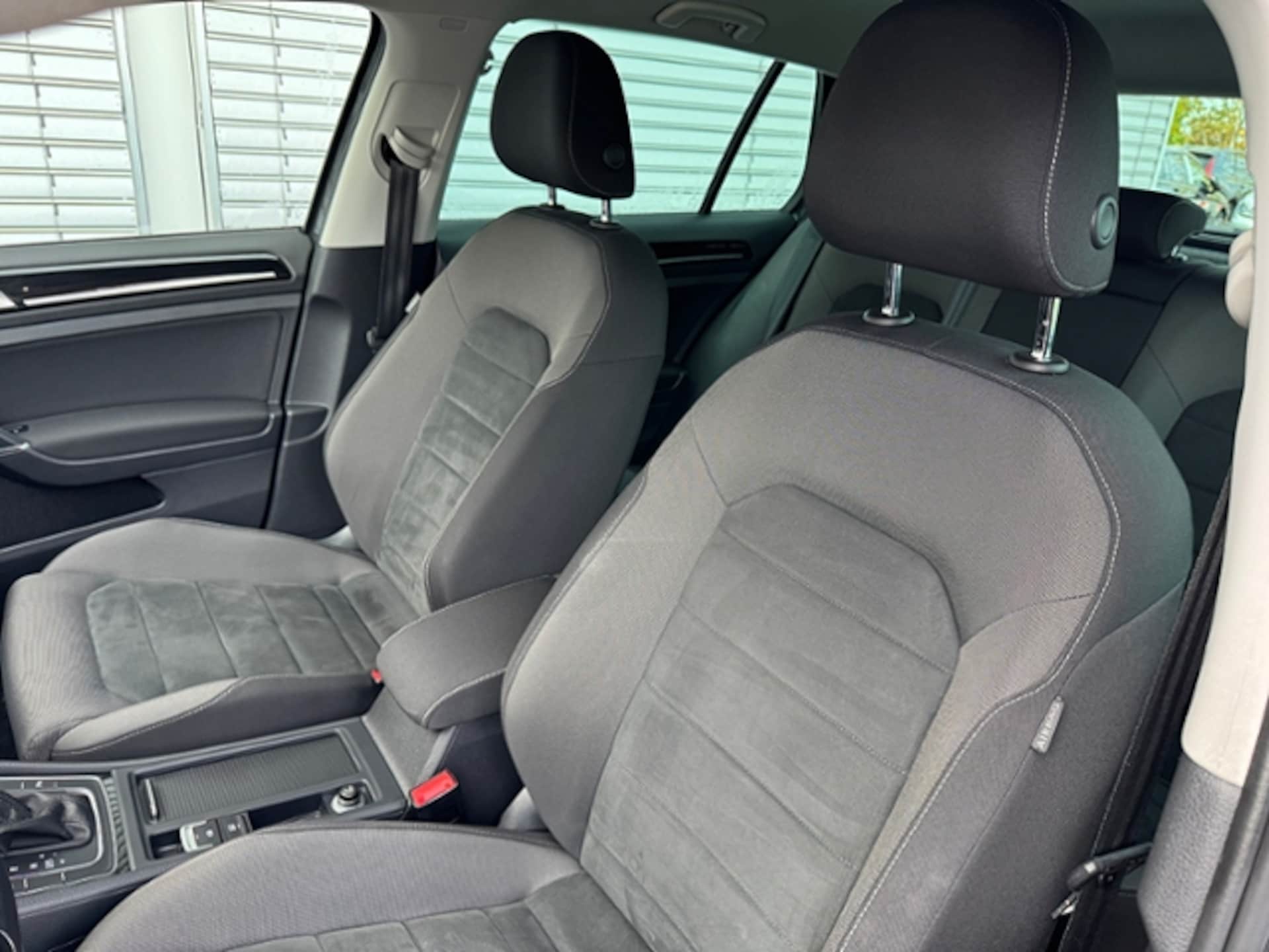 Volkswagen Golf Highline