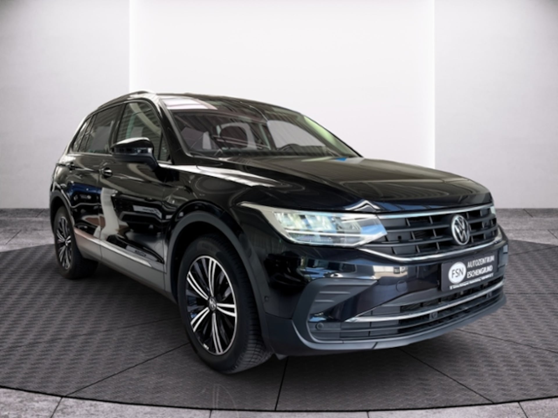 Volkswagen Tiguan Active