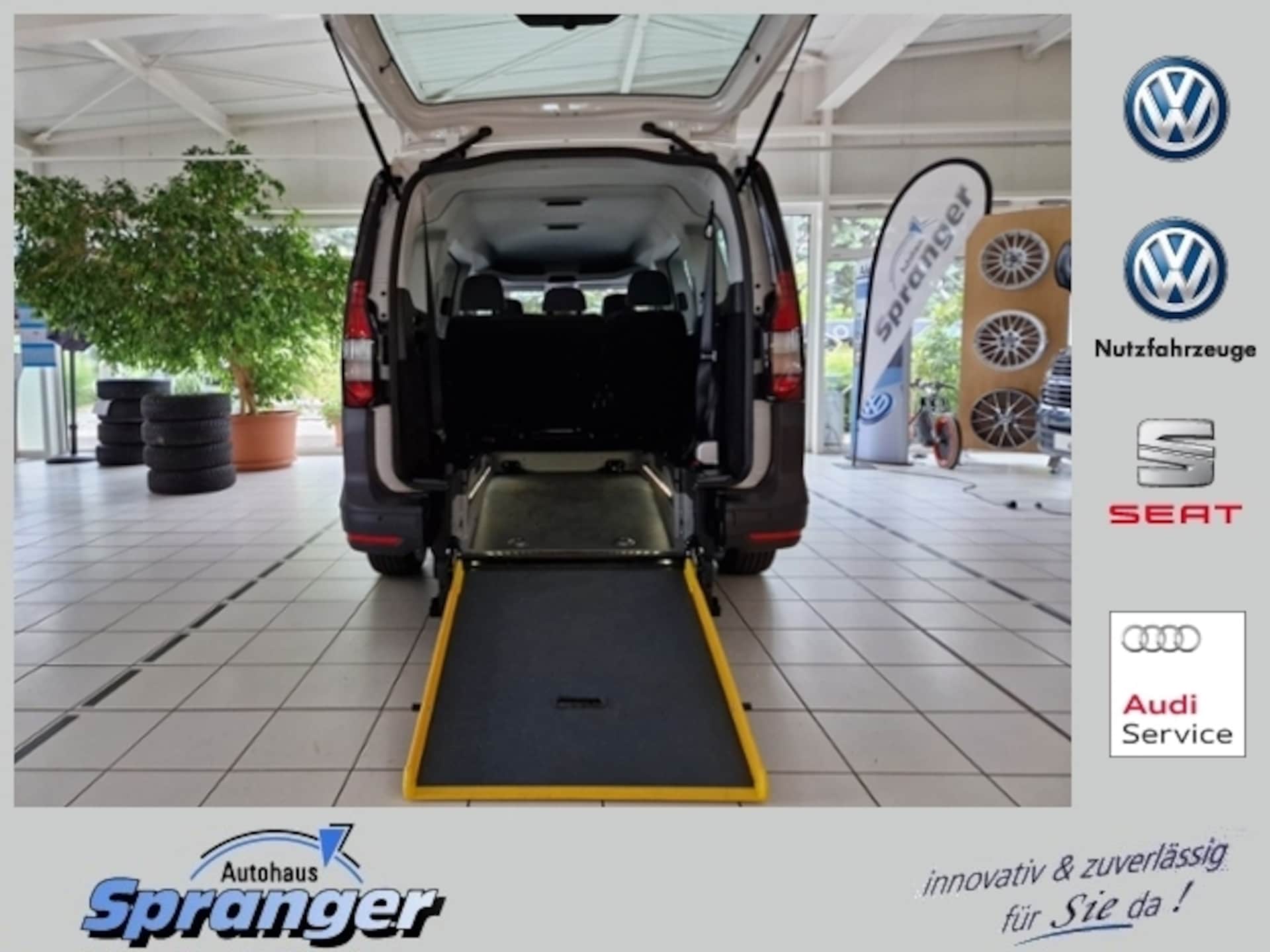 Volkswagen Caddy Maxi Basis-Modell