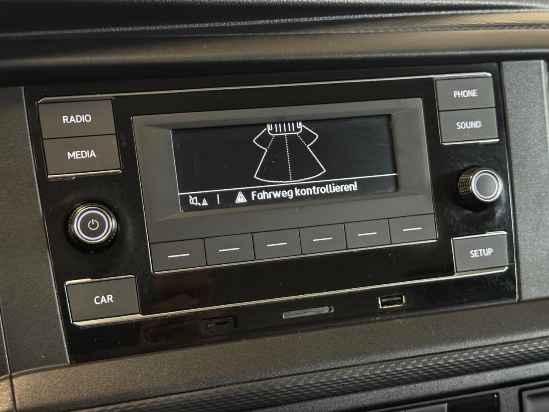 Volkswagen T6.1 Transporter Kombi langer Radstand
