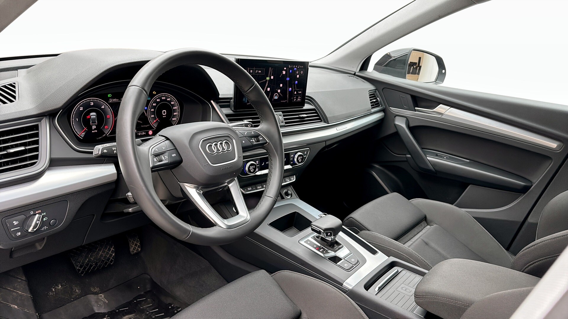 Bild som visar&nbsp;Audi Q5&nbsp;Q5 40 TDI quattro Proline advanced 204 hk S tronic - för mer information kontakta din Audi Partner