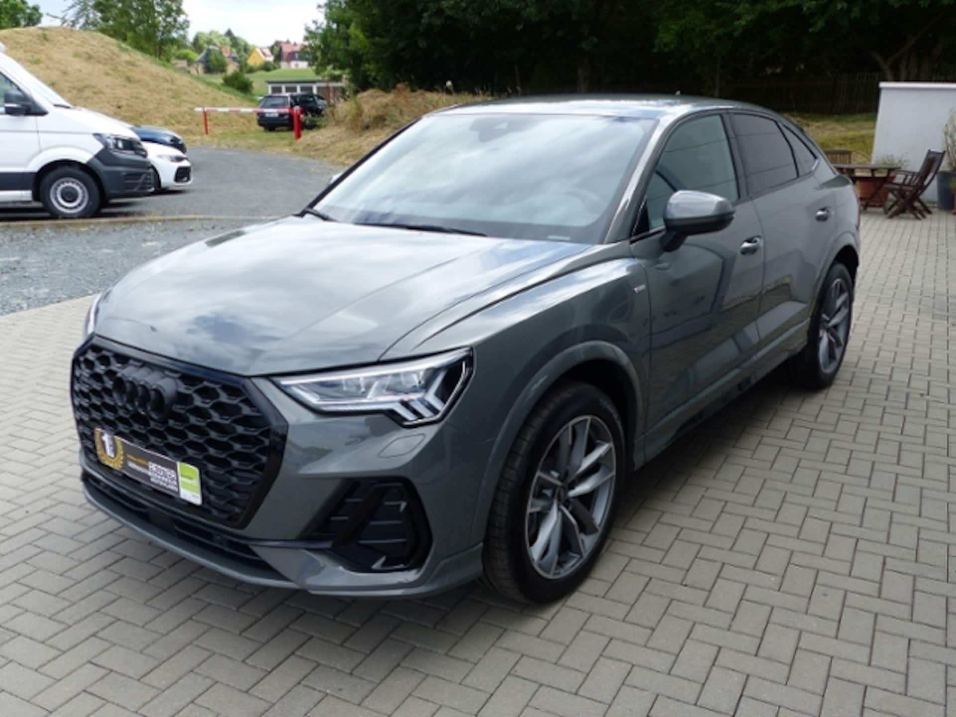 Audi Q3 Sportback S line