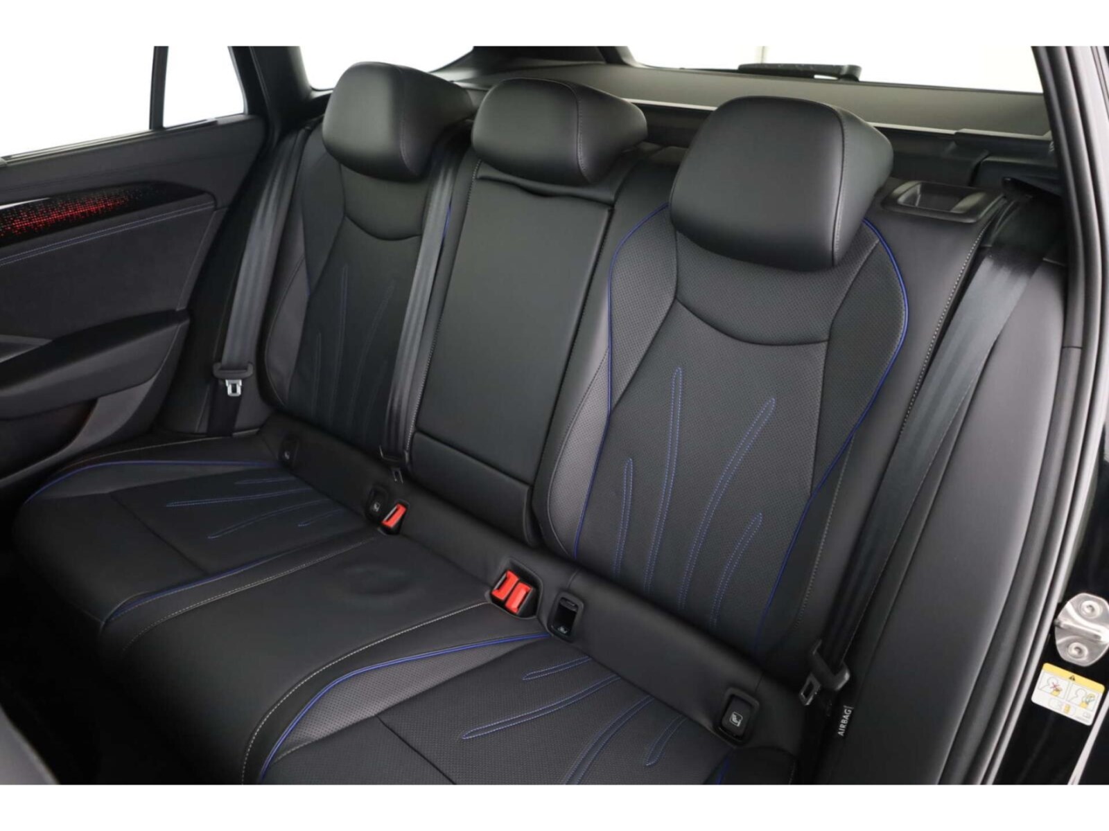 Volkswagen Passat – Bild 11