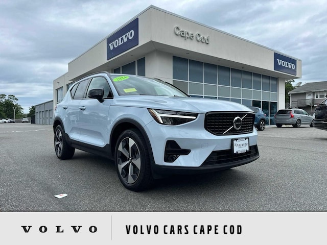 2024 Volvo XC40