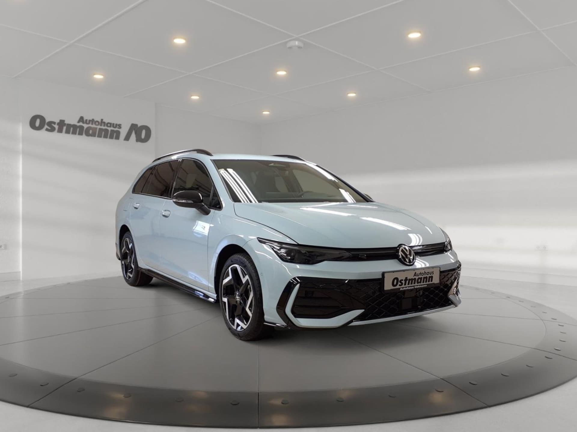 Volkswagen Golf Variant R-Line