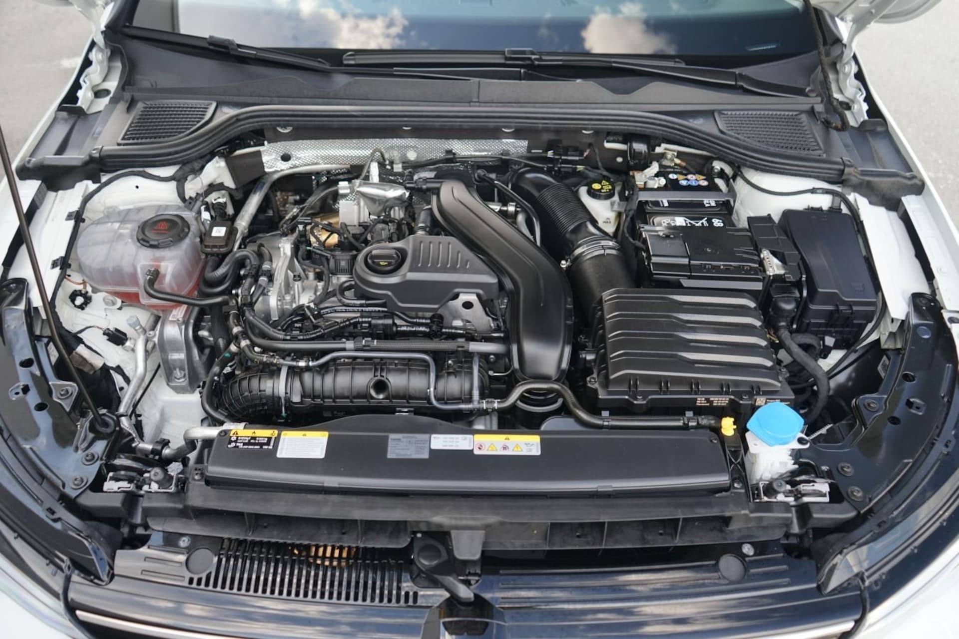 Volkswagen Golf Life