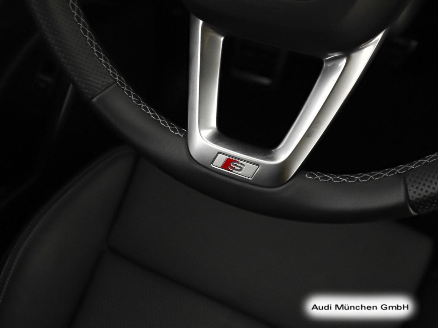 Bild über Audi Q5 40 TDI quattro S tronic - für weitere Informationen kontaktieren Sie den Audi Partner