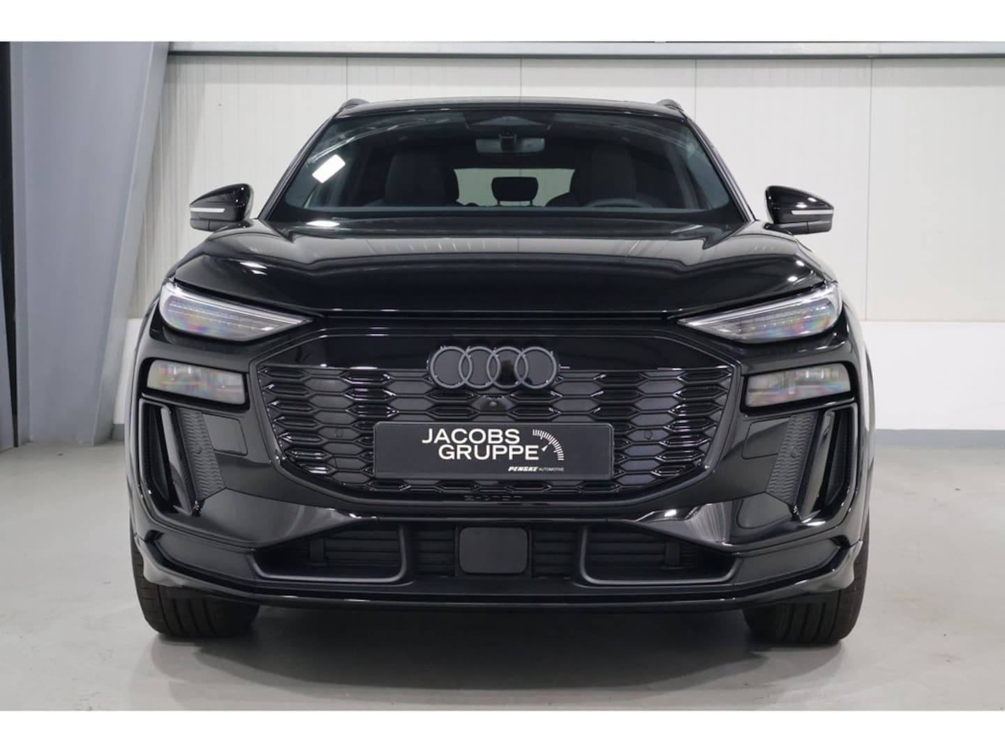 Bild über Audi Q6 SUV e-tron S line business e-tron performance 225 kW - für weitere Informationen kontaktieren Sie den Audi Partner