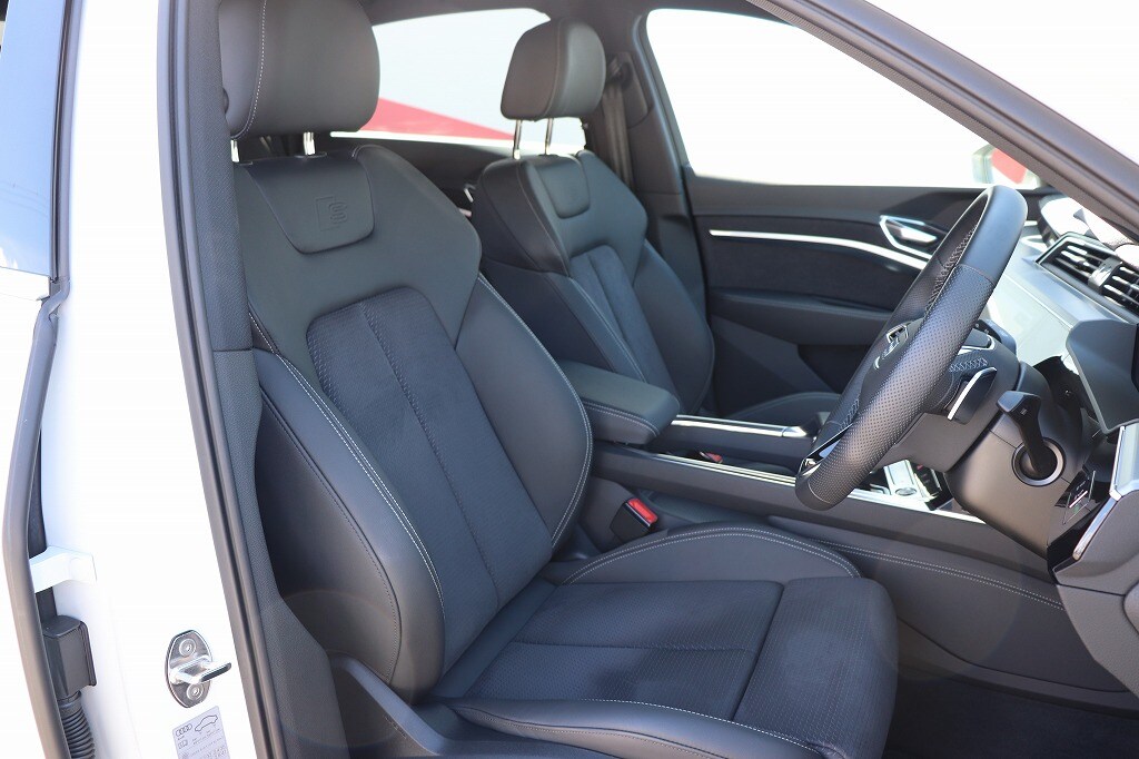 Image about Audi e-tron Sportback 55 quattro S line 300,00 kW