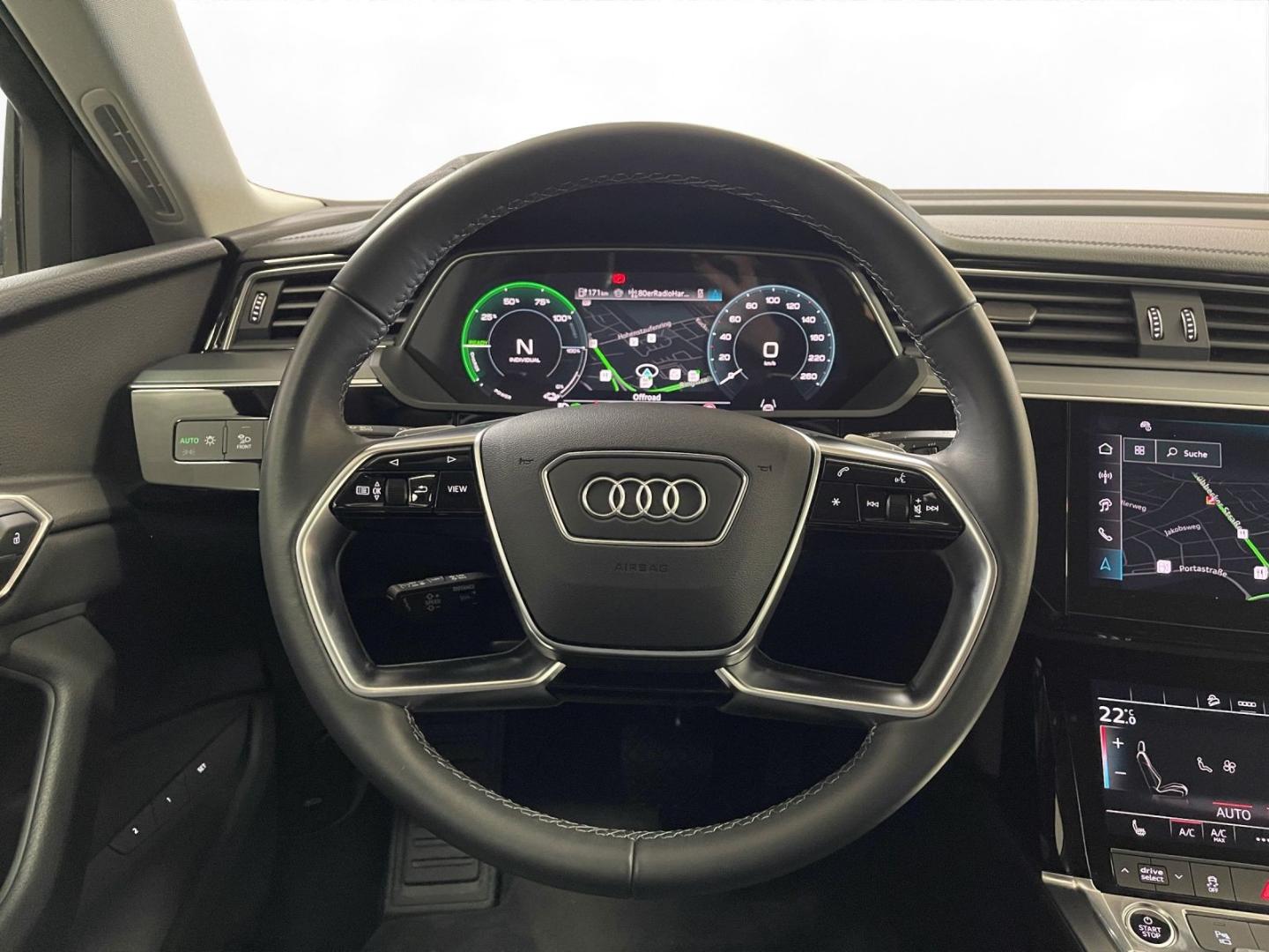 Image about Audi Q8 e-tron advanced 50 e-tron quattro