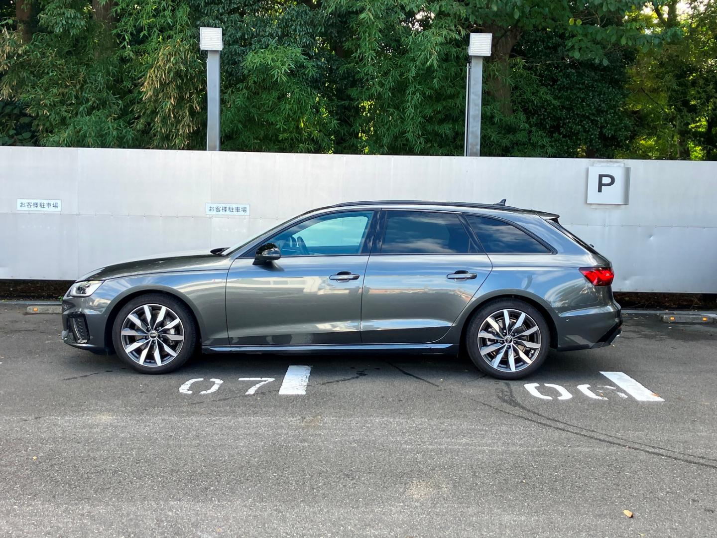 Image about Audi A4 Avant 40 TDI quattro S line 150(204) kW(PS) S tronic