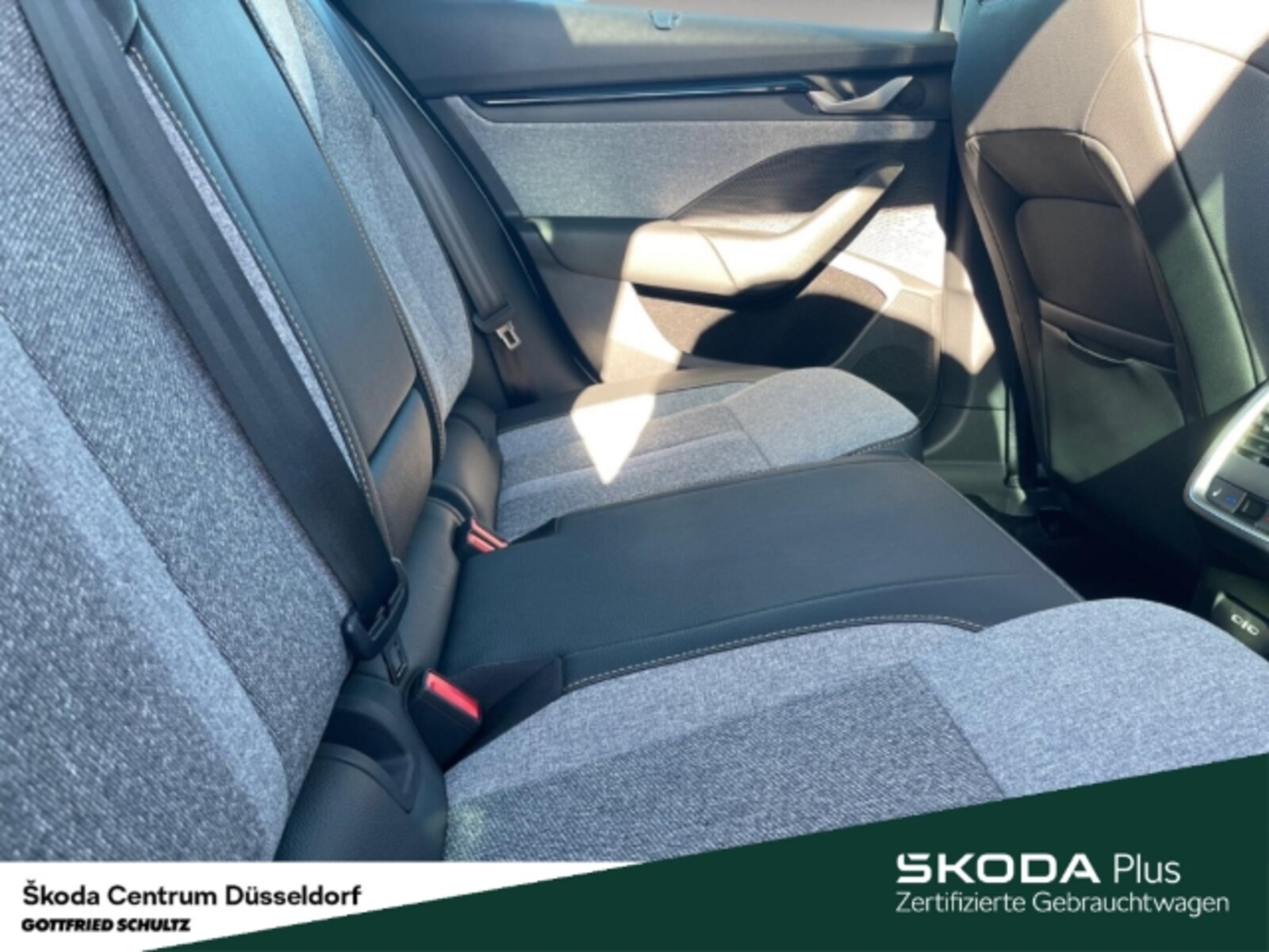 Škoda Octavia Combi – Bild 7