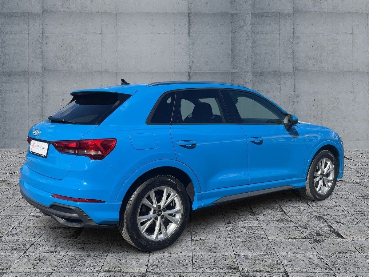 Image about Audi Q3 S line 35 TDI Schaltgetriebe