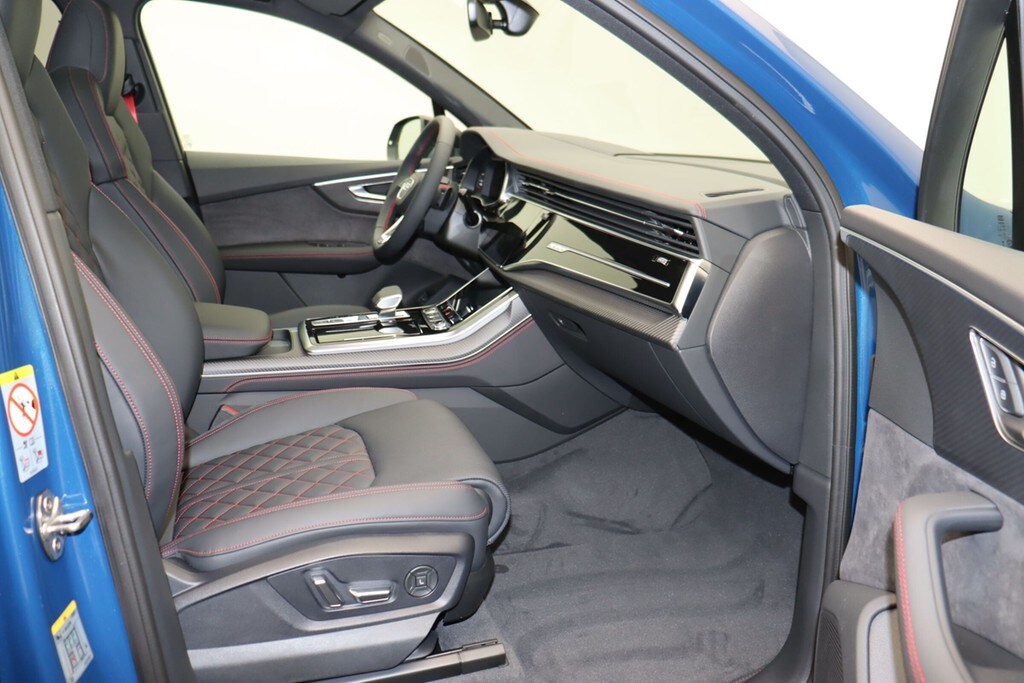Image about Audi Q7 SUV TFSI e S line 55 TFSI e quattro tiptronic