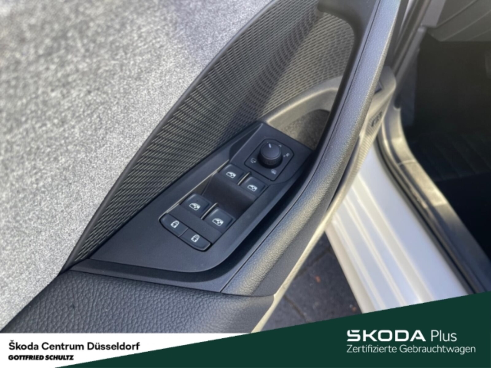 Škoda Octavia Combi – Bild 11