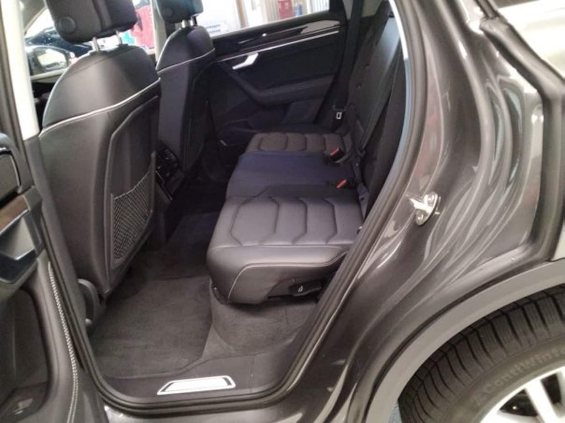 Volkswagen Touareg Elegance