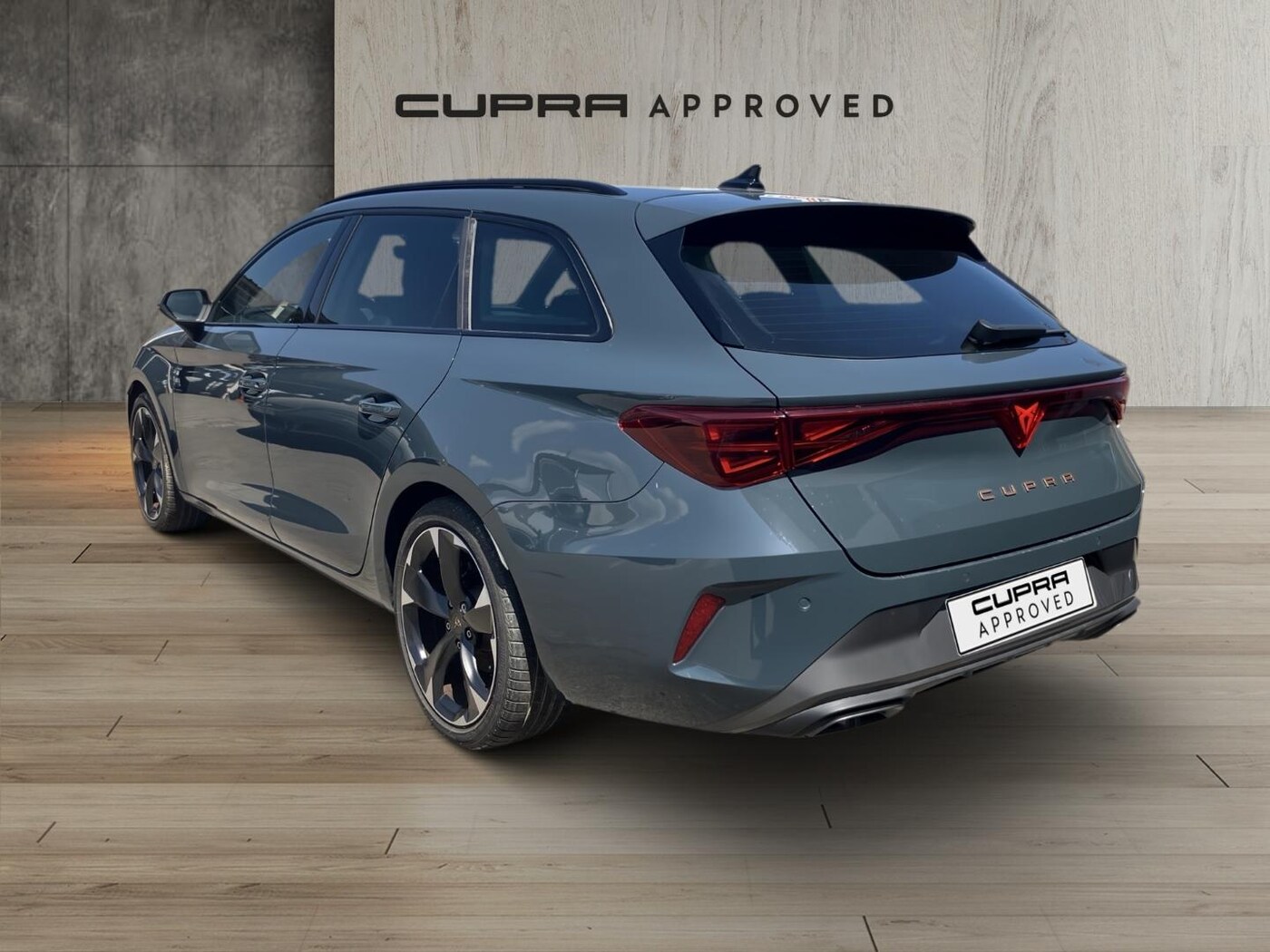 CUPRA Leon Sportstourer 1.5 eTSI DSG 110 kW (150 CV) — photo 2