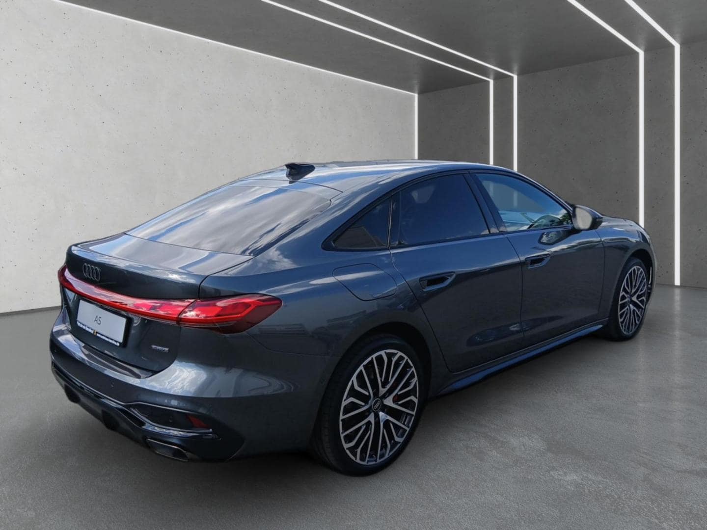 Bild über Audi A5 Limousine e-hybrid e-hybrid quattro 220 kW S tronic - für weitere Informationen kontaktieren Sie den Audi Partner