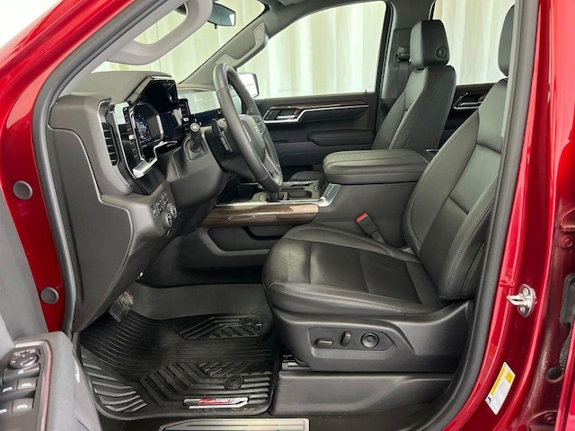 2025 Chevrolet Silverado