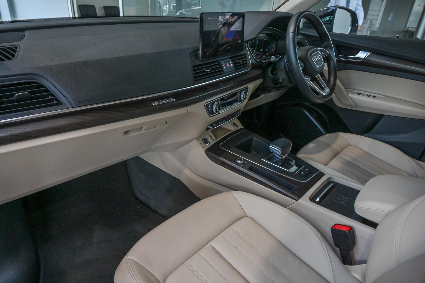 Image about Audi Q5 40 TDI quattro S tronic