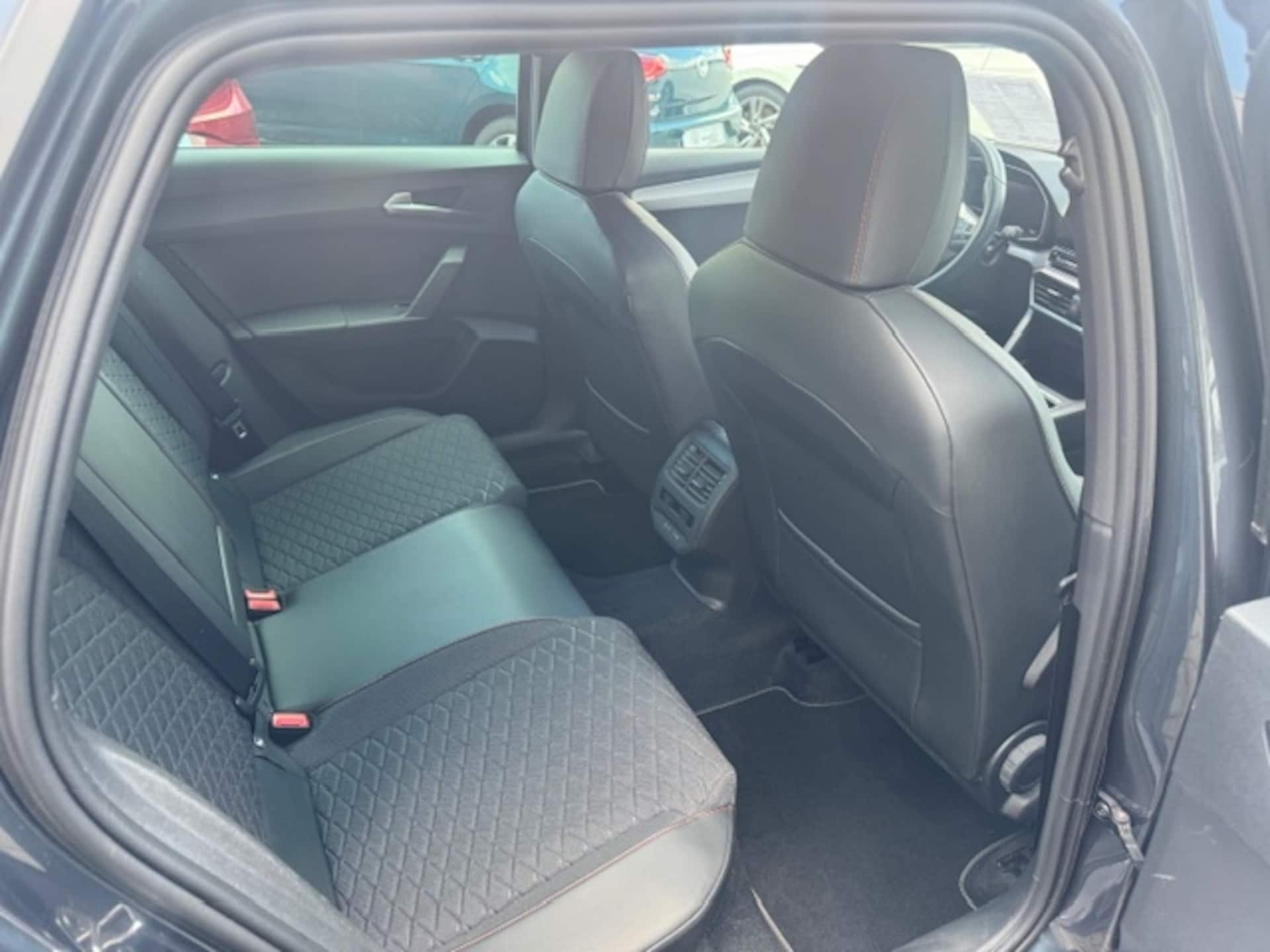 SEAT Leon Sportstourer FR