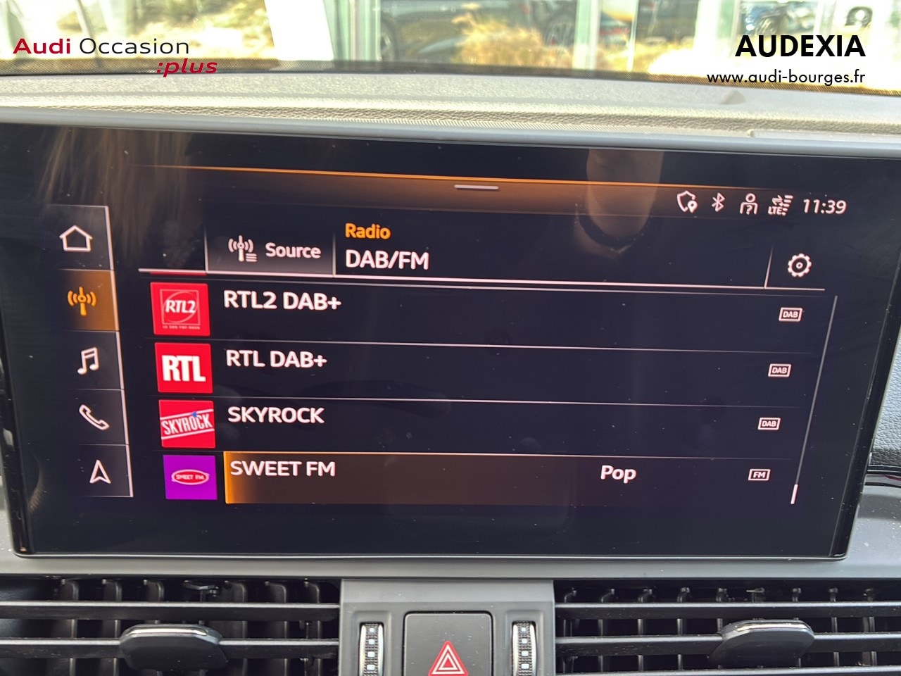 Image about Audi Q5 Sportback TFSI e S line 50 TFSI e quattro 220 kW (299 ch) S tronic