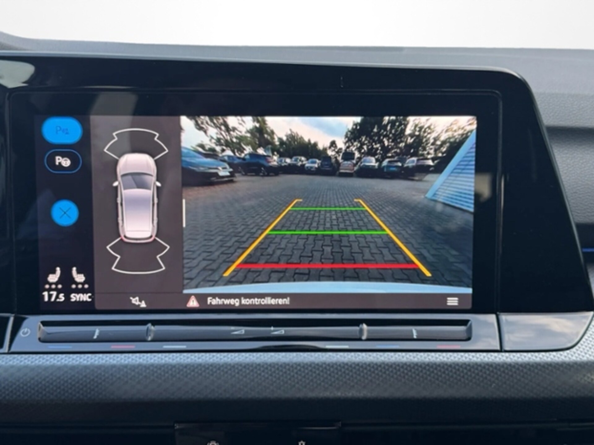 Volkswagen Golf Active