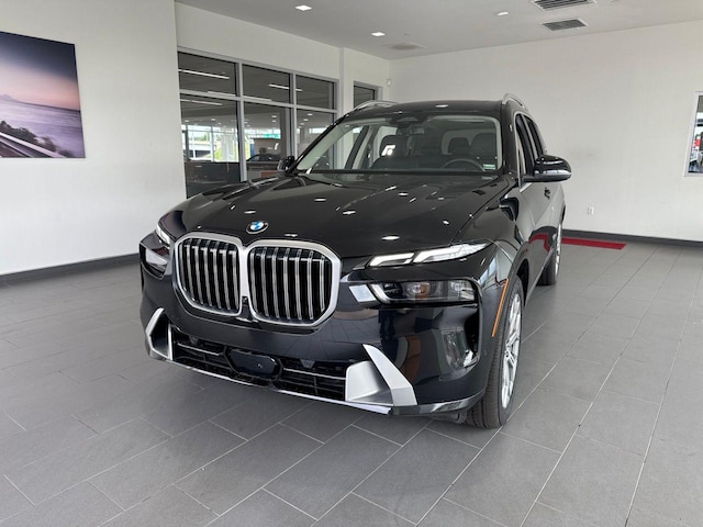2025 BMW X7