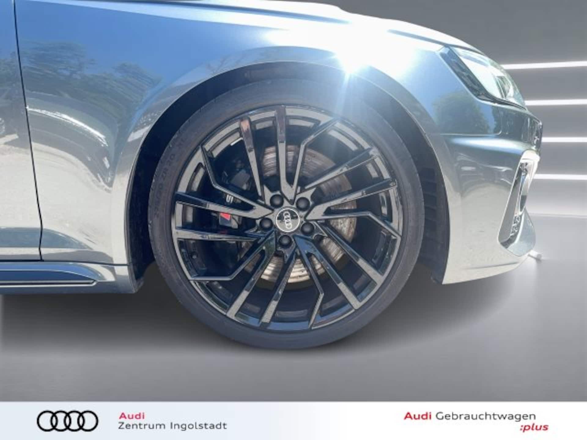 Audi RS 4 Avant