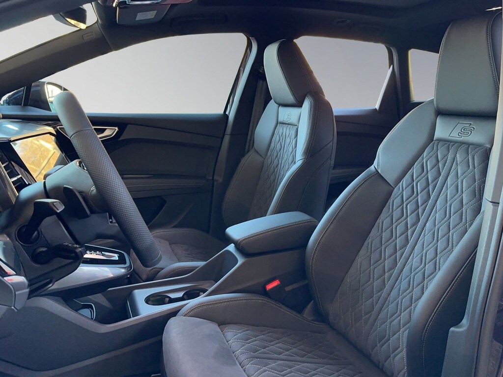 Image about Audi Q4 e-tron 55 e-tron quattro