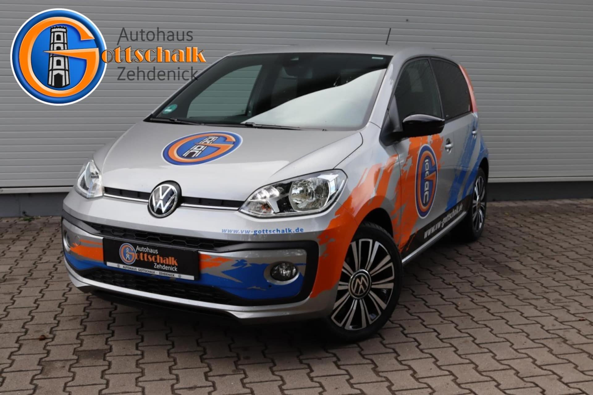 Volkswagen up! UNITED