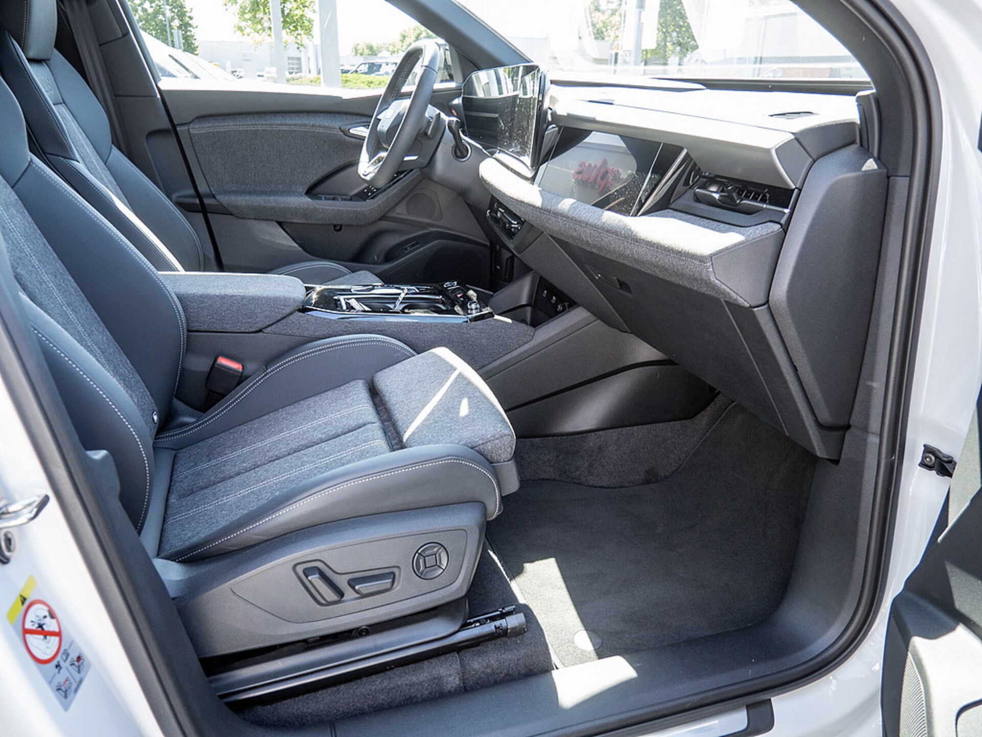 Audi Q6 SUV e-tron