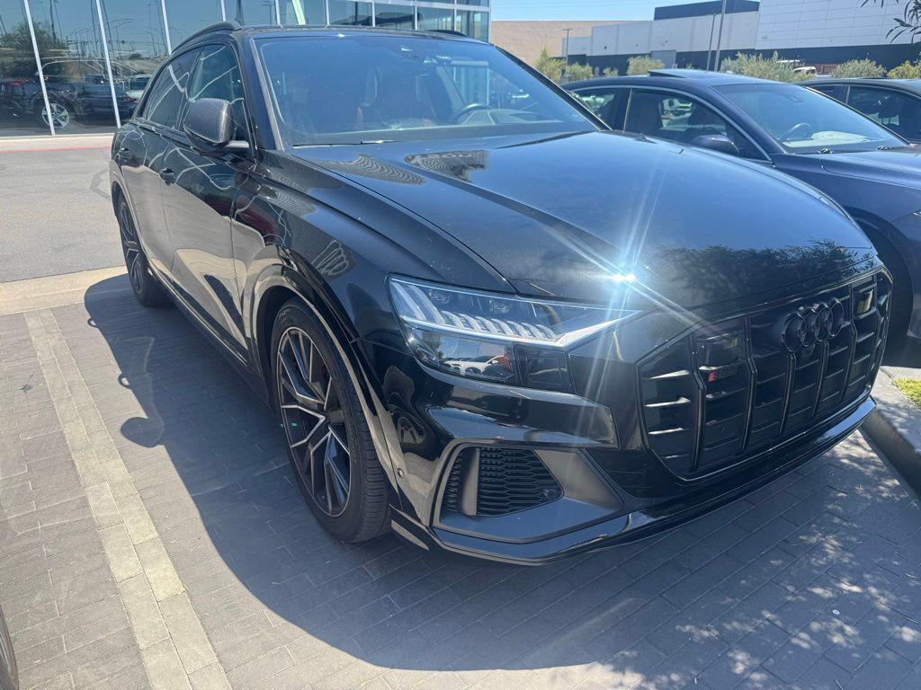 2023 Audi SQ8 Prestige's photo