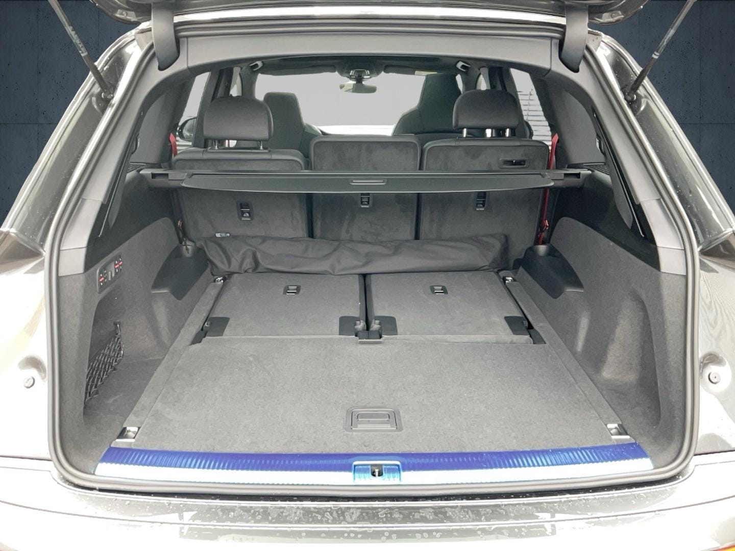 Bild über Audi Q7 SUV S line business TDI quattro 210 kW tiptronic - für weitere Informationen kontaktieren Sie den Audi Partner