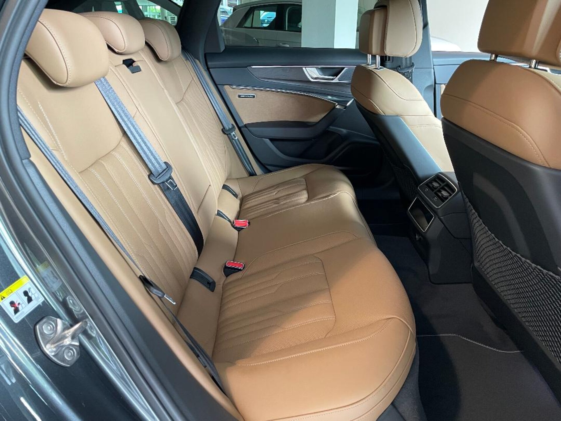 Audi S6 Avant