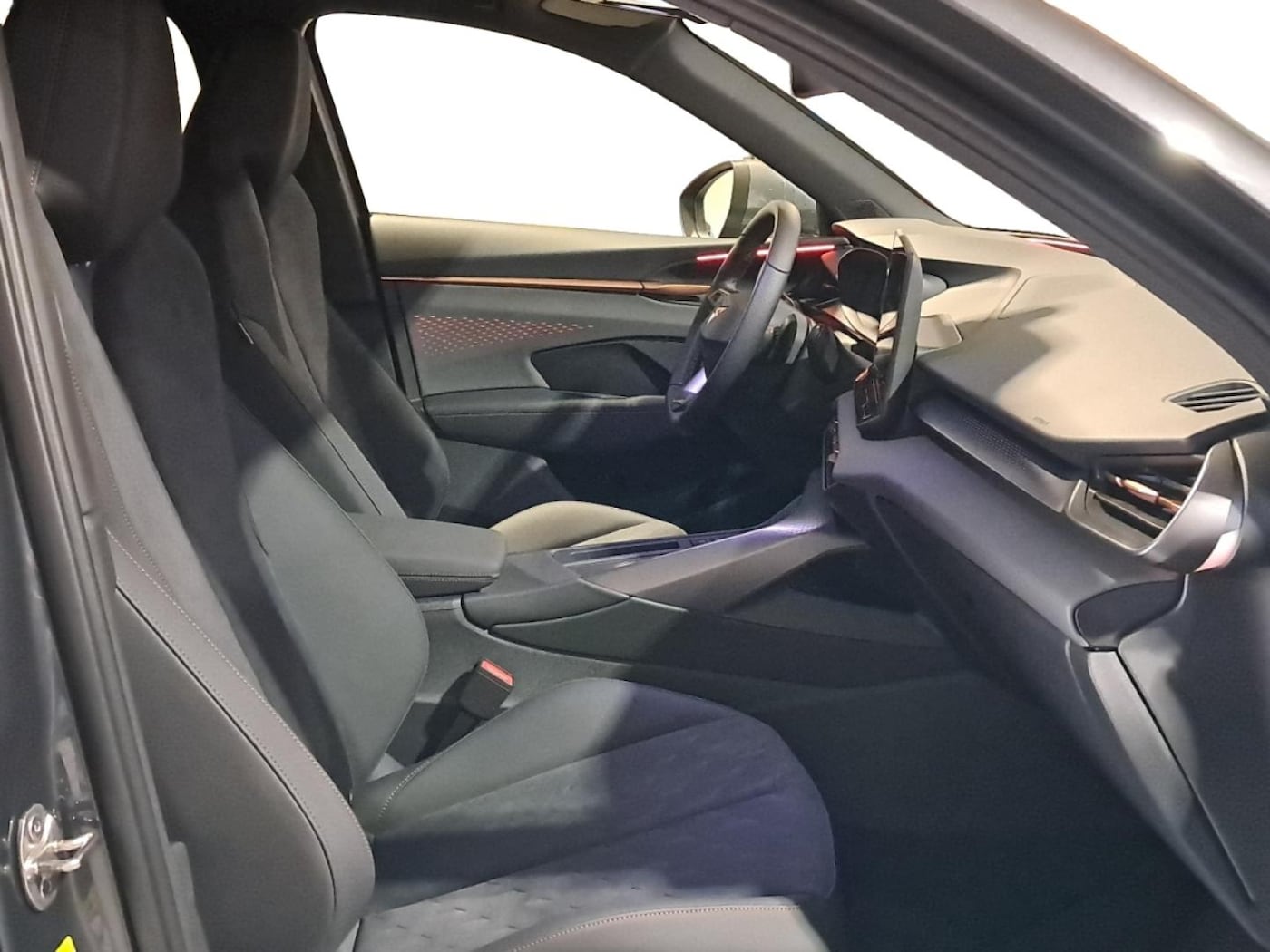CUPRA Terramar 1.5 eTSI DSG 110 kW (150 CV) — photo 5