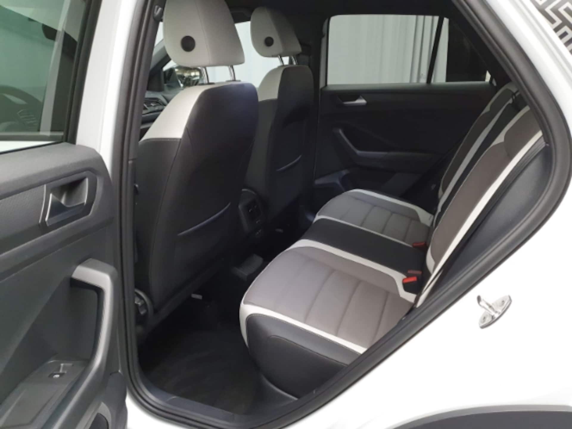 Volkswagen T-Roc Sport